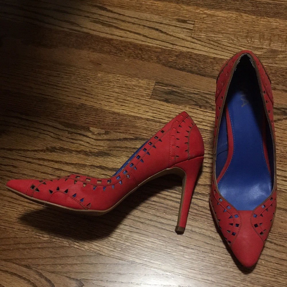 MIA heels